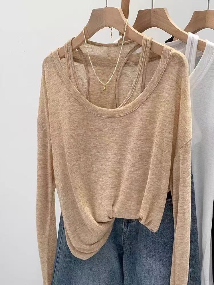 slouchy long-sleeved vest with a fake two-piece design