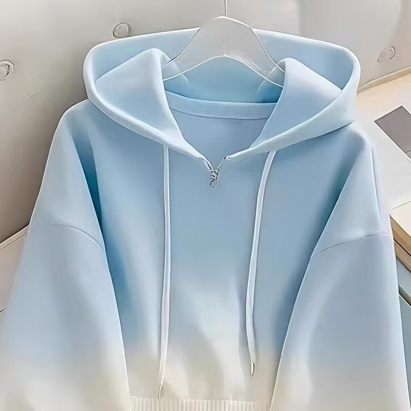 Gradient blue hooded long-sleeve sweatshirt
