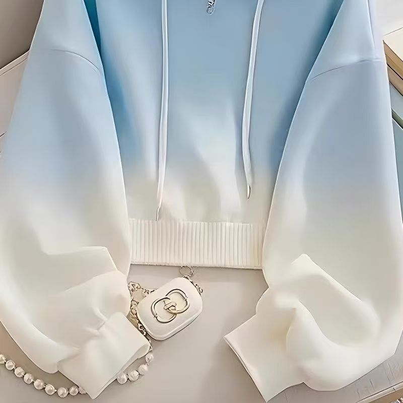 Gradient blue hooded long-sleeve sweatshirt